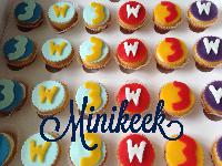Birthday minikeek...de W van Willem